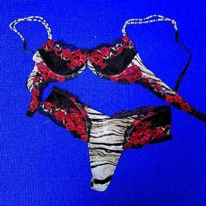 Cotton Club wired 1/2 bra and Thong set